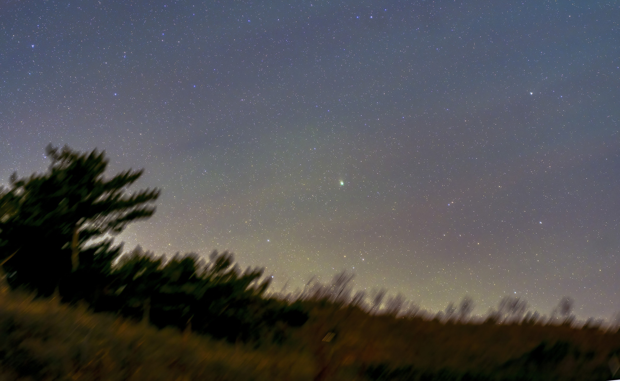 1676511973740075629.jpg 寇文-刚升起的彗星(长边2000像素).jpg