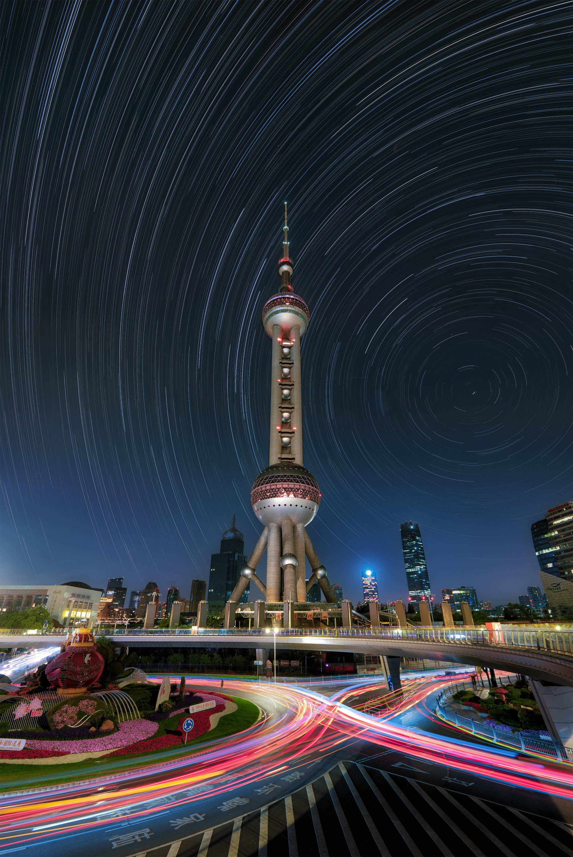 钱凯-夜上海（长边3000像素）.jpg