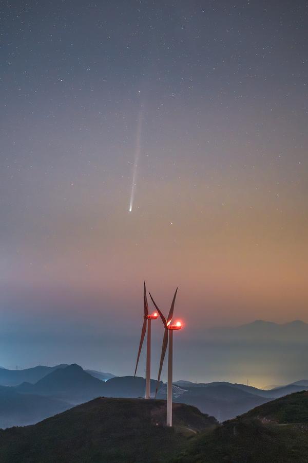 6.4刘金城-清远C2025 R3彗星.jpg