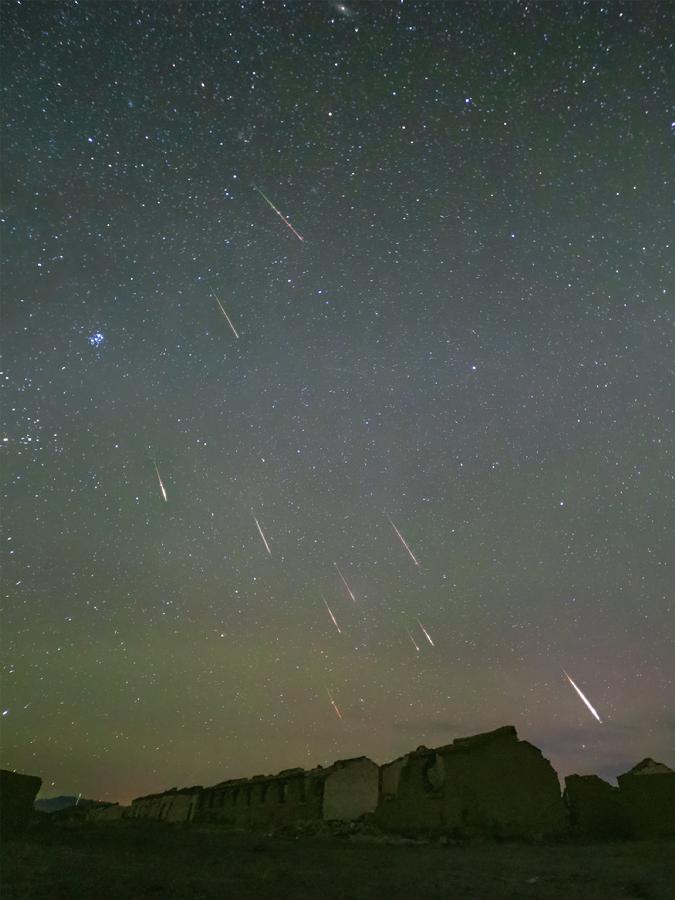 1残垣仰观星陨.jpg