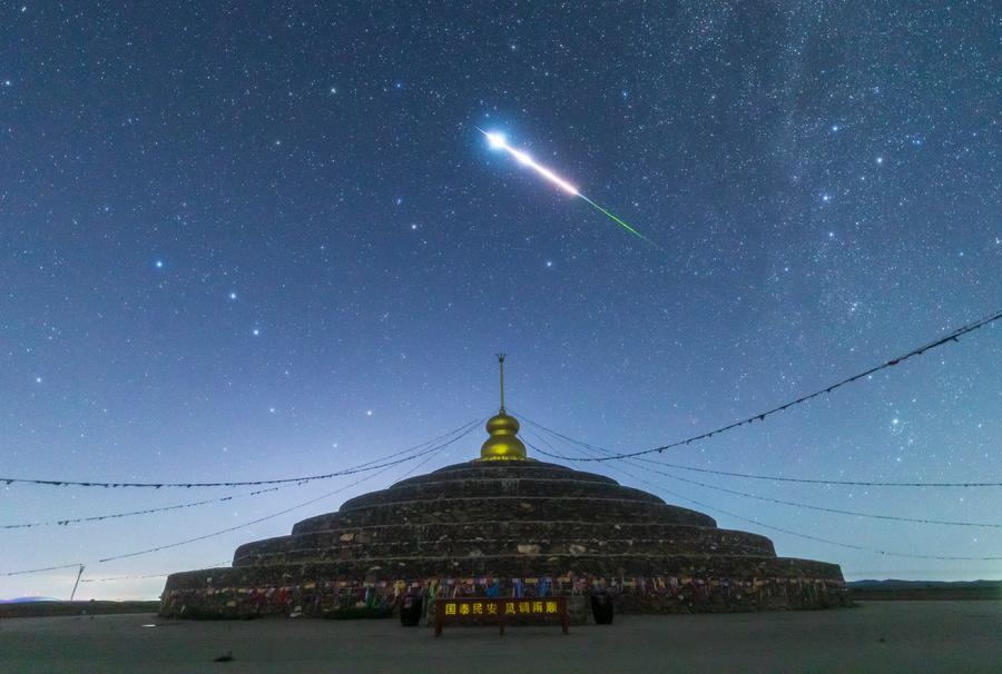5一瞬流星，万般祈愿.jpg