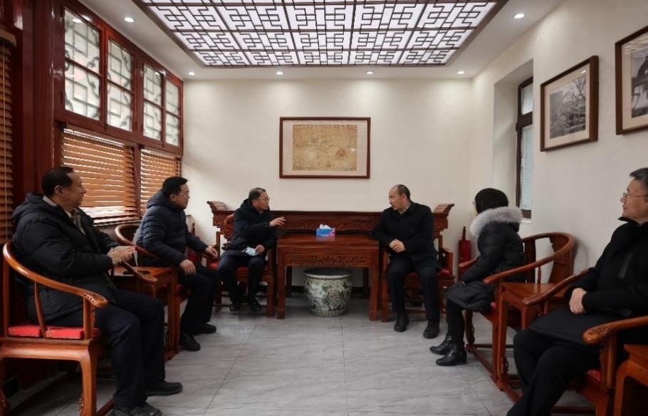 图3：双方座谈交流(1).jpg