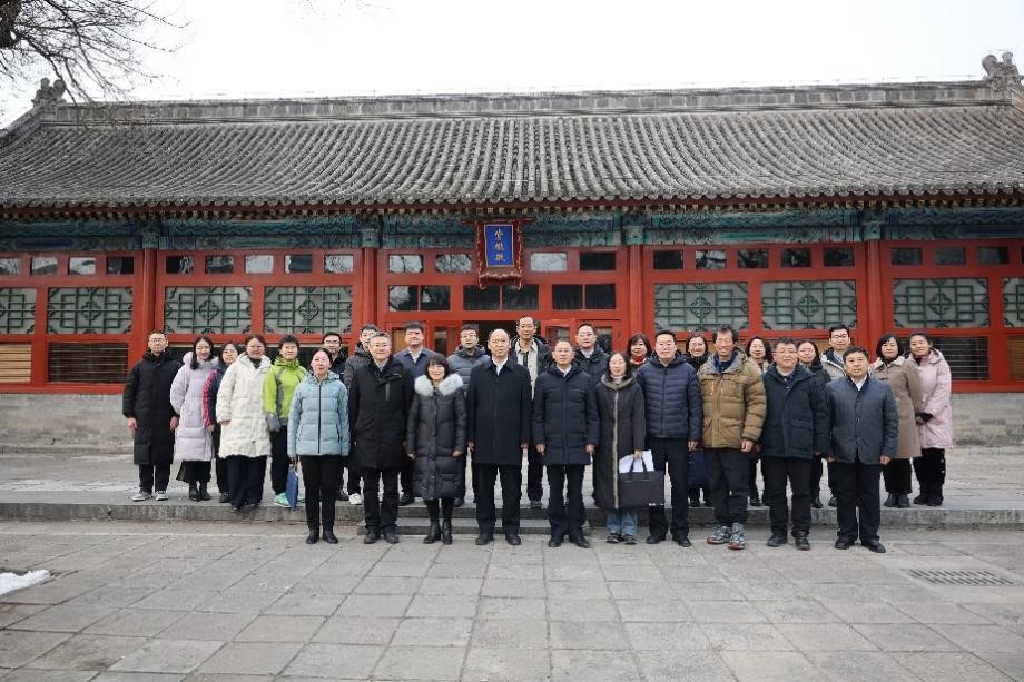 图4：活动合影(1).jpg
